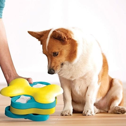 Outward Hound Dog Tornado Treat Dispensing Toy - Image 4