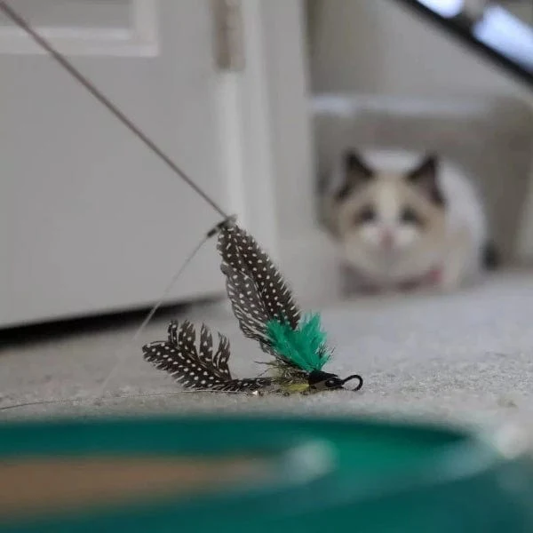 Turbo Telescoping Flying Teaser Cat Toy - Image 2